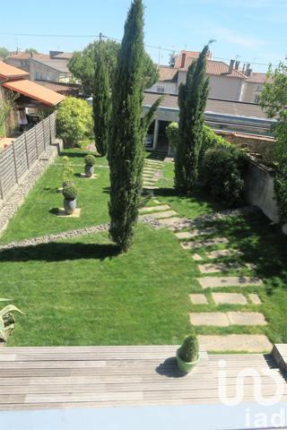 House for sale 6 rooms 210 m² Poitiers