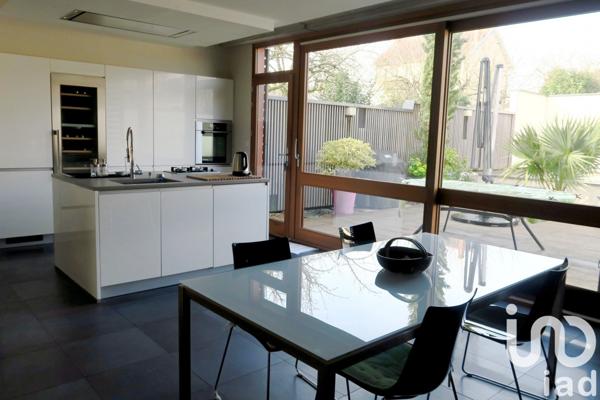 House for sale 6 rooms 210 m² Poitiers