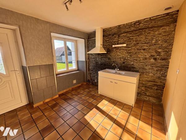 LA FERRIERE HARANG Maison en pierre