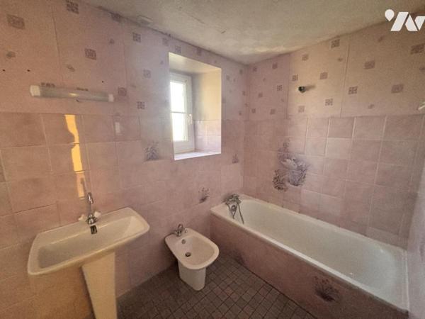 LA FERRIERE HARANG Maison en pierre