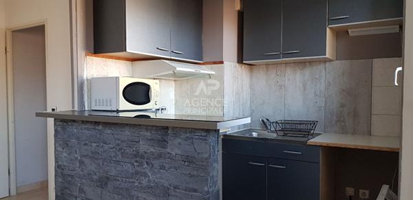 Appartement Cergy 2 pièce(s) 39.49 m2 Loyer 833 €/mois charges comprises **  - Référence  MG11315