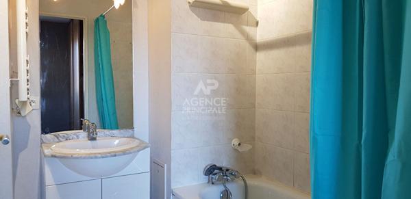 Appartement Cergy 2 pièce(s) 39.49 m2 Loyer 833 €/mois charges comprises **  - Référence  MG11315