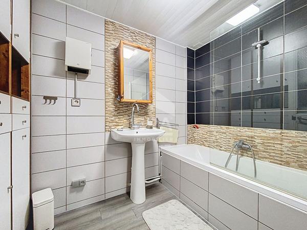 Appartement T3/4 pièce(s) 73 m2