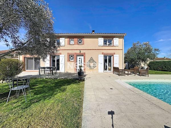 À VENDRE - Labarthe - Maison indépendante d'environ 156 m² avec piscine au sel sur 723 m² de terrain