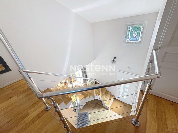 À VENDRE - Labarthe - Maison indépendante d'environ 156 m² avec piscine au sel sur 723 m² de terrain