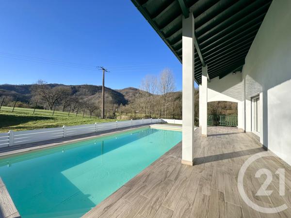 Maison à vendre  4 pièces - 204 m2 BIRIATOU - 64