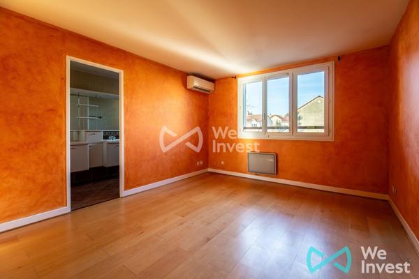 196 m² familiaux à 10 min de la gare – DPE C – Pompe à chaleur