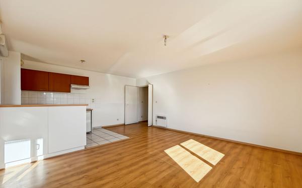 Appartement à vendre    3 pièces •  Caussade
