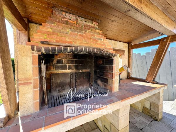 Maison Les Artigues De Lussac 4 pièces 3 chambres