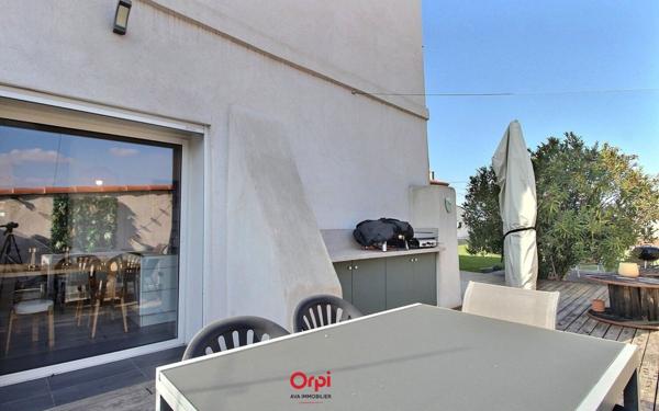 Maison à vendre    4 pièces • 132,35 m2 Marseille 10