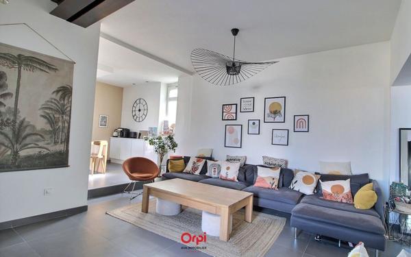 Maison à vendre    4 pièces • 132,35 m2 Marseille 10