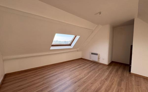 Appartement à louer    3 pièces •  Armentières