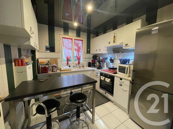 Maison à vendre  4 pièces - 82,97 m2 ST PIERRE D OLERON - 17