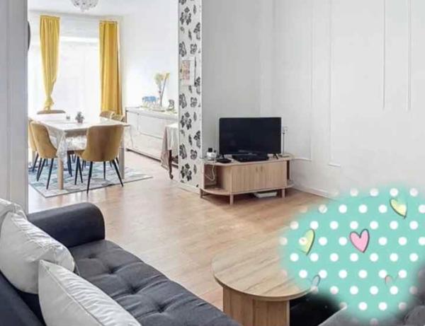 ? Charmante maison de ville rénovée avec jardinet – Centre-ville de Denain ?