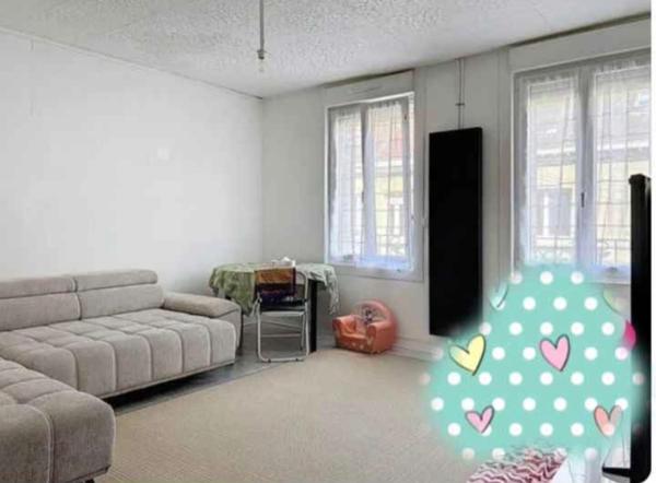 ? Charmante maison de ville rénovée avec jardinet – Centre-ville de Denain ?