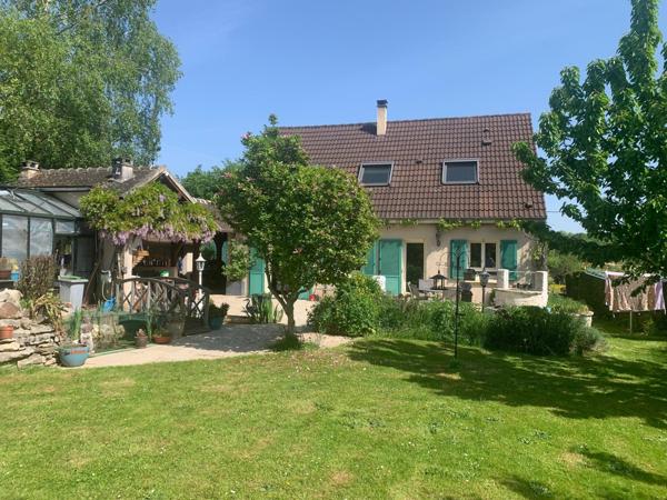 TRES BEAU PAVILLON PROCHE LUZARCHES