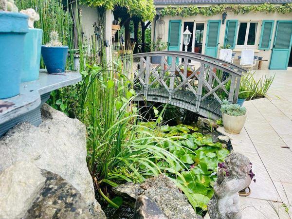 TRES BEAU PAVILLON PROCHE LUZARCHES