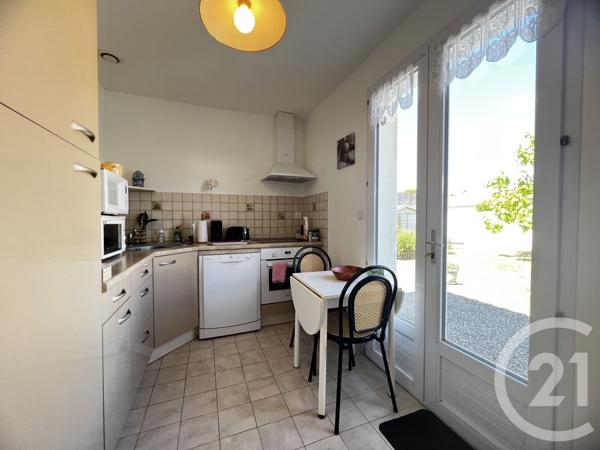 Maison à vendre  3 pièces - 72 m 2   FOURAS  - 17