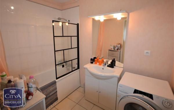 Appartement à vendre 3 pièces 68.5m² Beaupréau-en-Mauges (49600)