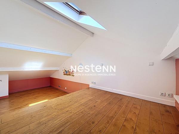 ISSY LES MOULINEAUX - QUARTIER LA FERME - Vente d'un appartement 3 pièces en duplex traversant en dernier étage