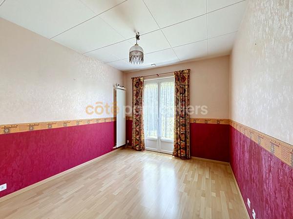 Vente
                Maison96,85 m² - 5 Pièces -
                    ELBEUF (76500)