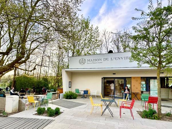 3 pièces de 62m2 - étage élevé en bord de Marne