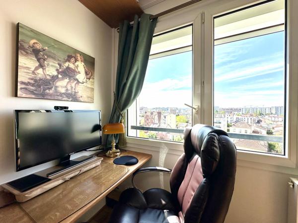 3 pièces de 62m2 - étage élevé en bord de Marne