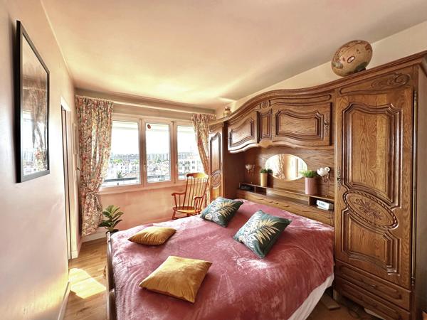 3 pièces de 62m2 - étage élevé en bord de Marne