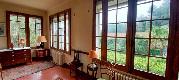 Vente Maison de luxe Mussidan 17 Pièces 455 m²