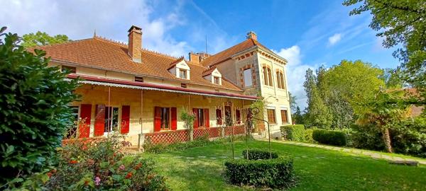Vente Maison de luxe Mussidan 17 Pièces 455 m²