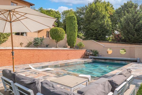 Vente Maison de luxe Sainte-Foy-lès-Lyon 7 Pièces 245 m²