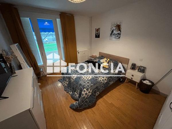 Location Appartement 5 pièces 90.8 m² - AVENUE ALBERT MAZADE Livron Sur Drome 26250