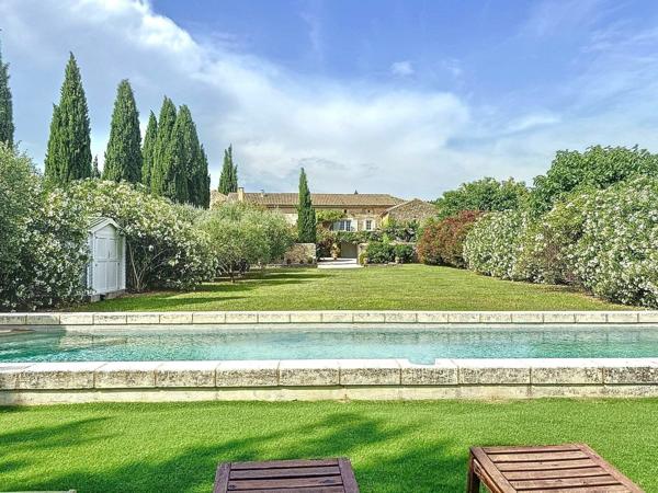 Vente Maison de luxe Uzès 10 Pièces 360 m²