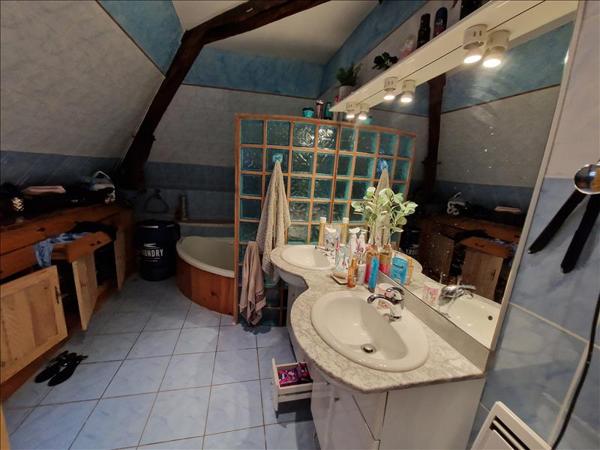 Immeuble à vendre |  Figeac |  250 m²