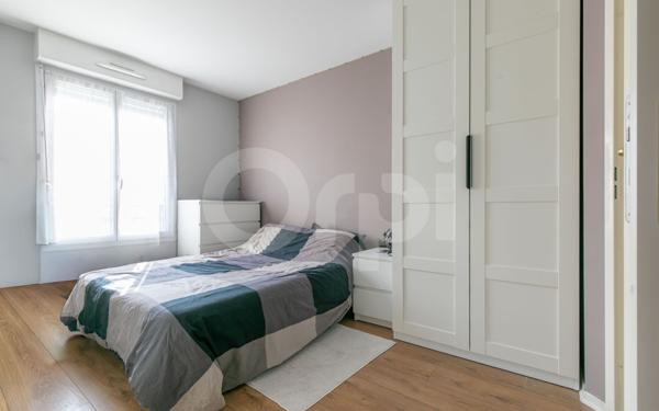 Appartement à vendre    2 pièces • 45,90 m2 Noisy-le-Grand