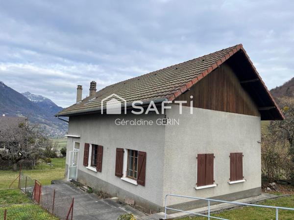 Maison à Faverges sur grand terrain plus de 6000m²