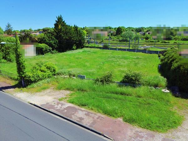 Terrain constructible 2343m²