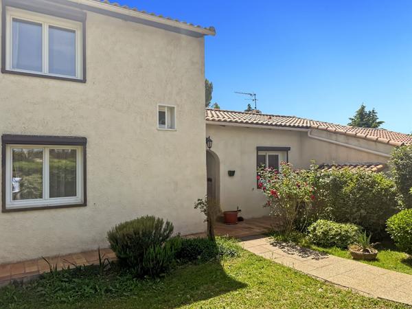Maison Bouc Bel Air 6 pièce(s) 140 m2