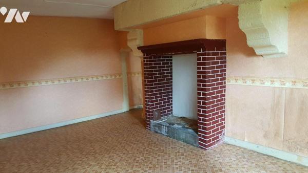 A vendre. Maison. ST SYMPHORIEN DES MONTS. Sud Manche. Basse Normandie.
En campagne dans un ha...