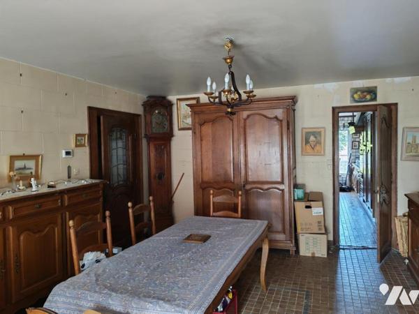 EXCLUSIVITE appartement type 3 résidence "LE CHEVRY" avec cave, parking et garage privatifs.