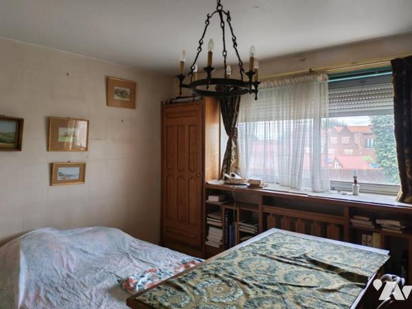 EXCLUSIVITE appartement type 3 résidence "LE CHEVRY" avec cave, parking et garage privatifs.