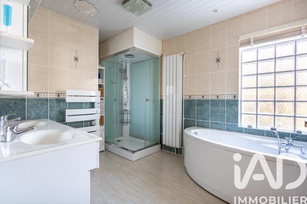 Maison à vendre 4 pièces 98 m² Clermont-Ferrand