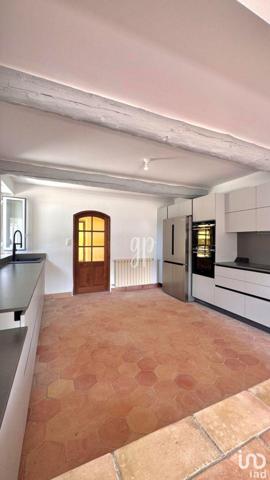 Maison à vendre 6 pièces 230 m² Lourmarin