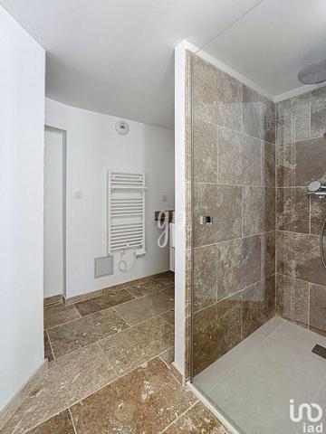 Maison à vendre 6 pièces 230 m² Lourmarin