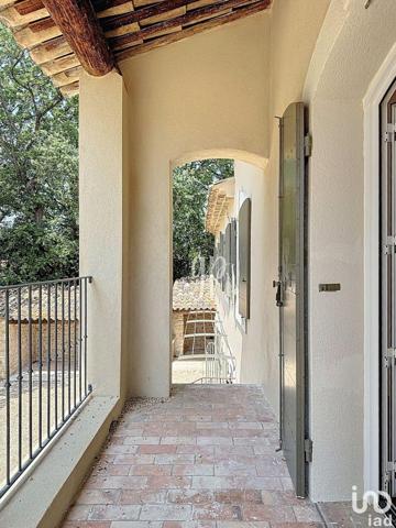 Maison à vendre 6 pièces 230 m² Lourmarin