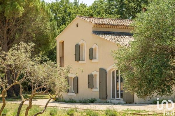 Maison à vendre 6 pièces 230 m² Lourmarin