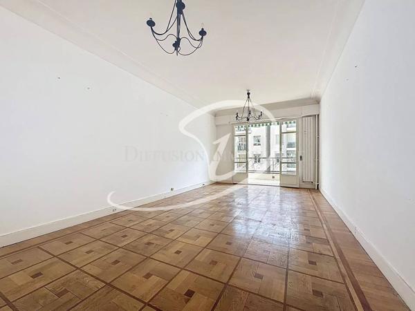 OFFRE ACCEPTEE - 2 Pièces plein centre ville à Nice