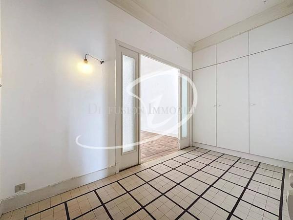 OFFRE ACCEPTEE - 2 Pièces plein centre ville à Nice