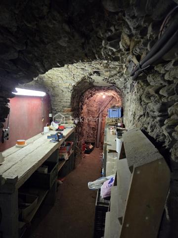 Immeuble mixte de 172,02 m²