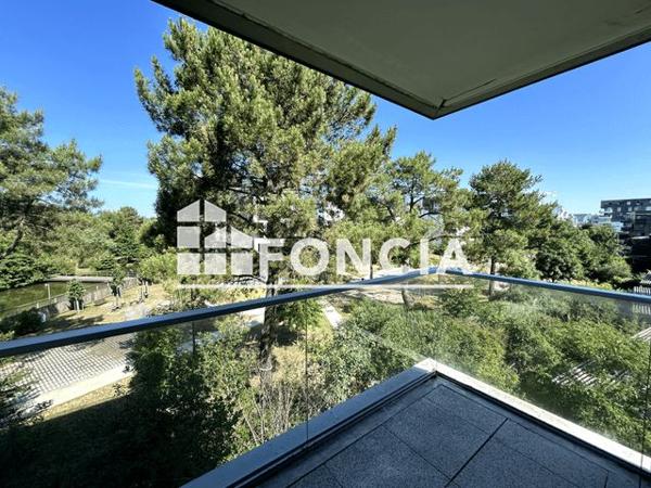 À vendre Appartement 3 pièces 67.6 m² - Bordeaux 33000